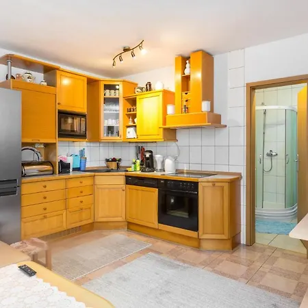 Ejla Apartment
